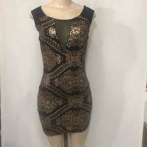 “SOLD”NAMU usa Large dress dark gold sequence